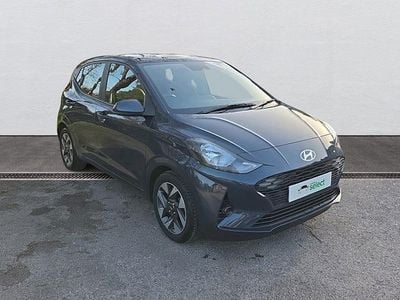 Used Hyundai i10 Advanced 67 HP (49 kW) 2024 Grey Hatchback