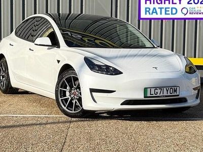 Used Tesla Model 3 Standard Range Plus 366 kW (498 HP) 2021 White Sedan