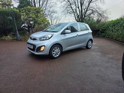 Used Kia Picanto 68 HP (50 kW) 2014 Silver Hatchback