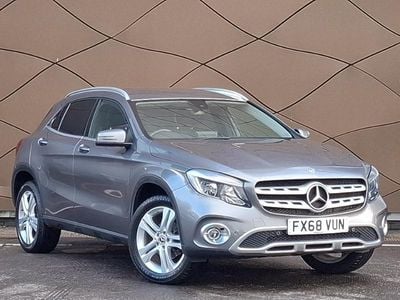 Used Mercedes GLA200 Executive 156 HP (114 kW) 2018 Grey SUV