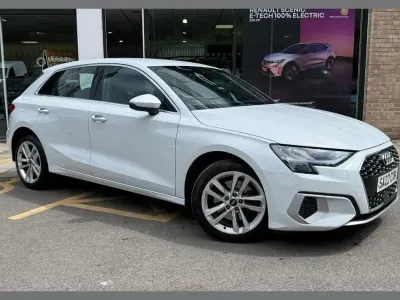 Used Audi A3 e-tron Sport 200 HP (147 kW) 2022 White Hatchback