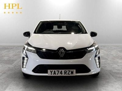 Used Renault Clio V Evolution 90 HP (66 kW) 2025 White Hatchback