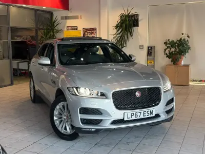 Used Jaguar F-Pace Portfolio 180 HP (132 kW) 2018 Silver SUV