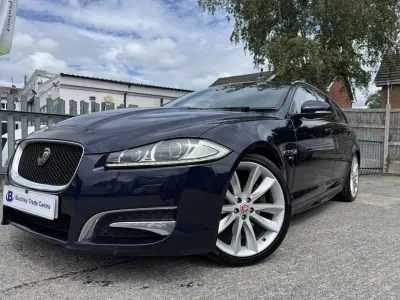 Used Jaguar XF Sportbrake R-Sport 200 HP (147 kW) 2015 Estate