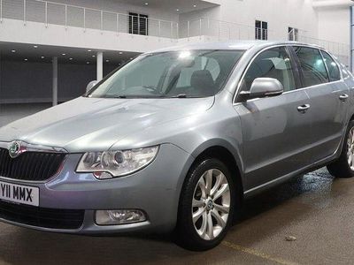 Grey Used 2011 Skoda Superb SE Hatchback | £6,499 (Expensive)