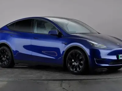 Used Tesla Model Y Long Range AWD 286 kW (389 HP) 2025 SUV