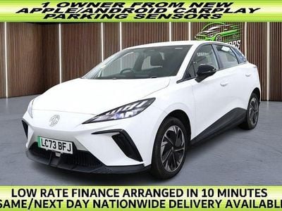 Used MG MG4 EV SE 125 kW (170 HP) 2023 White Hatchback