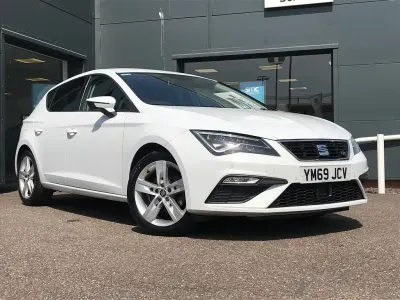 Used Seat Leon FR 150 HP (110 kW) 2019 White Hatchback