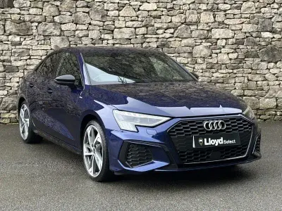 Used Audi A3 Comfort 150 HP (110 kW) 2022 Blue Sedan