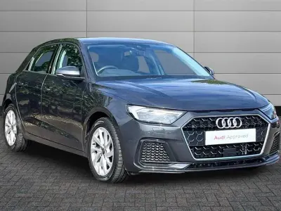 Begagnad Audi A1 Sport 116 HK (85 kW) 2024 Grå SUV