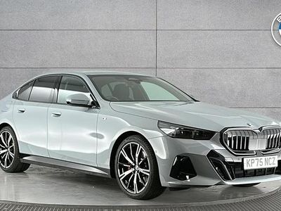 Begagnad BMW 520 M Sport 205 HK (150 kW) 2025 Grå
