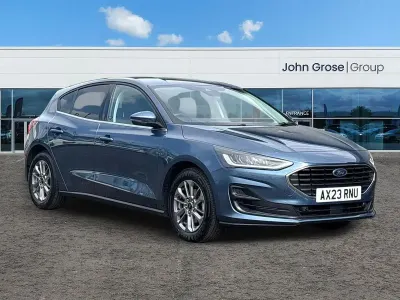 Używany Ford Focus Titanium 2023 Niebieski Hatchback