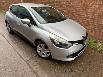 Used Renault Clio IV Expression+ 75 HP (55 kW) 2013 Silver Hatchback