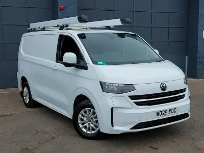 Używany VW Transporter Pro 100 kW (136 KM) 2025 Biały Van