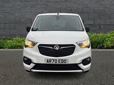 Used Vauxhall Combo Edition 110 HP (80 kW) 2021 White MPV