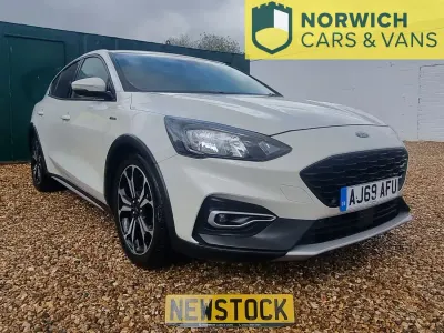 Używany Ford Focus Active X 120 KM (88 kW) 2020 Biały Hatchback