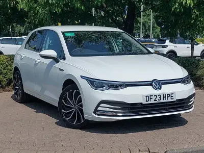 Used VW Golf VIII Edition 130 HP (95 kW) 2023 White Hatchback