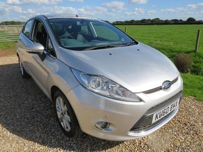 Silver Used 2010 Ford Fiesta Zetec Hatchback | £4,220 (Fair price)