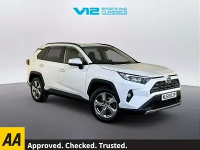 Begagnad Toyota RAV4 Design 218 HK (160 kW) 2019 Vit SUV