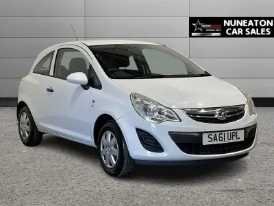 Używany Vauxhall Corsa S 65 KM (47 kW) 2011 Biały Hatchback