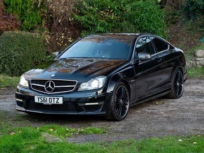 Mercedes C63 AMG