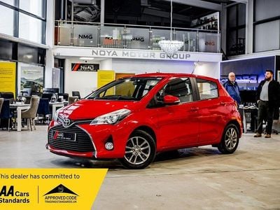 Red Used 2015 Toyota Yaris Hatchback | £5,649 (Fair price)