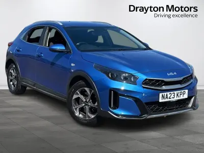 Usado Kia XCeed 158 HP (116 kW) 2023 Azul SUV