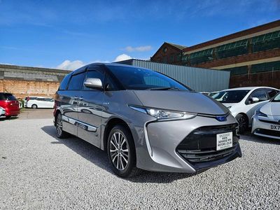 Usado Toyota Estima Hybrid 2017 Cinzento Monovolume