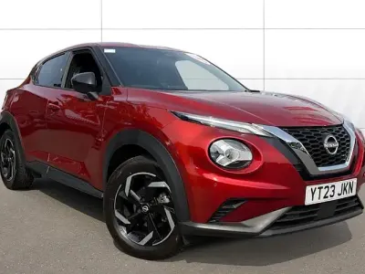 Used Nissan Juke N-Connecta 114 HP (83 kW) 2023 Red SUV