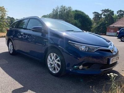 Toyota Auris Hybrid