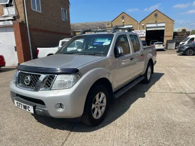 Usado Nissan Navara Tekna 2014 Prateado Pickup