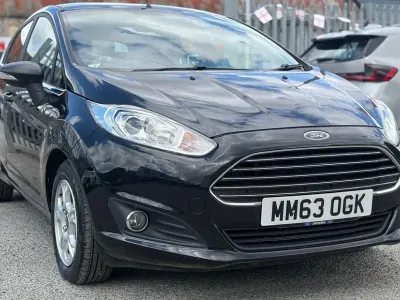 Used Ford Fiesta Zetec 95 HP (69 kW) 2014 Black Hatchback