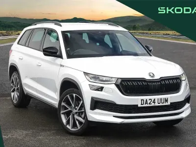Used Skoda Kodiaq SportLine 150 HP (110 kW) 2024 Moon white metallic SUV