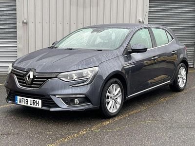 Used Renault Mégane IV Dynamique 130 HP (95 kW) 2018 Grey Hatchback