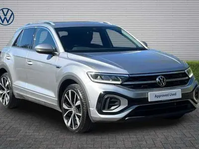 Usado VW T-Roc R-line 150 HP (110 kW) 2023 Prateado SUV