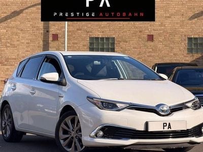 Used Toyota Auris Hybrid 136 HP (100 kW) 2016