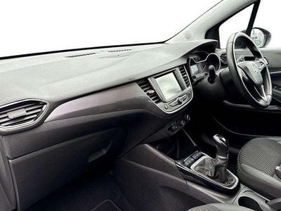 Used Vauxhall Crossland X Elite 81 HP (59 kW) 2019 White SUV