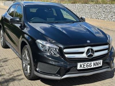 Mercedes GLA220