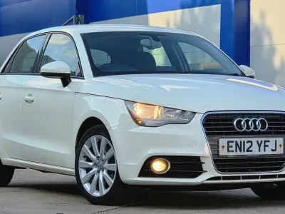 Used Audi A1 Sportback Sport 122 HP (89 kW) 2012 White Hatchback