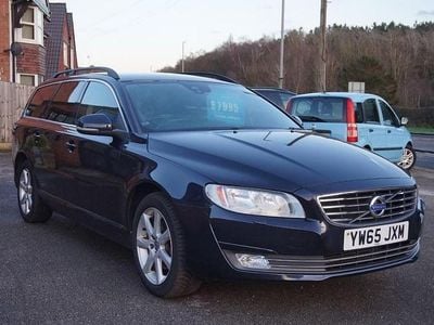 Blue Used 2015 Volvo V70 SE Lux Estate | £7,790 (Fair price)
