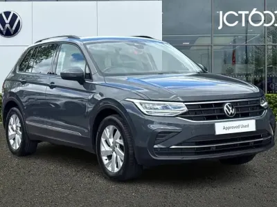 Used VW Tiguan Life 130 HP (95 kW) 2022 Grey SUV
