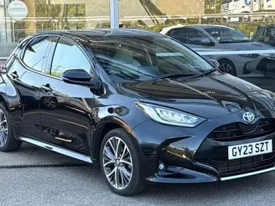 Used Toyota Yaris Hybrid 116 HP (85 kW) 2023 Black Hatchback