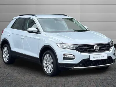 Used VW T-Roc SE 115 HP (84 kW) 2019 White silver SUV