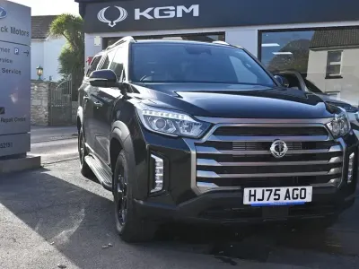 New KGM Musso 199 HP (146 kW) 2025 Black Pickup