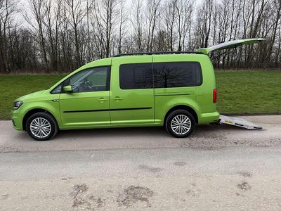 Używany VW Caddy Life 122 KM (89 kW) 2019 Zielony Minivan