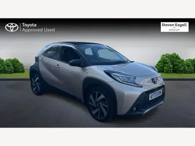 Used Toyota Aygo X 72 HP (52 kW) 2023 Beige SUV