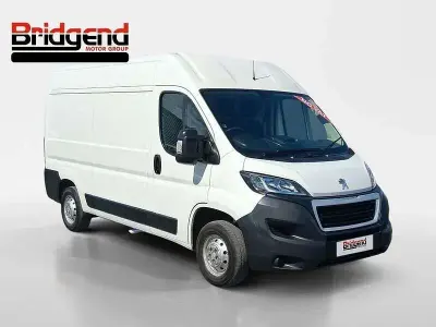 Begagnad Peugeot Boxer S 140 HK (102 kW) 2020 Vit Van