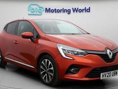 Used Renault Clio V Iconic 101 HP (74 kW) 2020 Red Hatchback