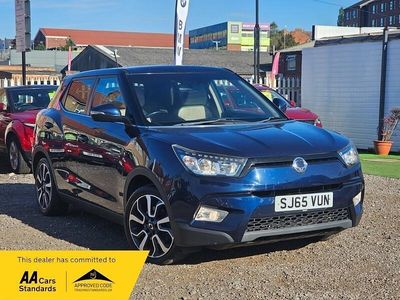 Blue Used 2015 Ssangyong (KGM) Tivoli SUV | £4,190 (Fair price)