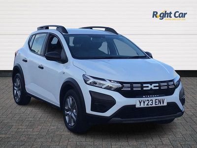 Used Dacia Sandero Essentiel 91 HP (66 kW) 2023 White Hatchback